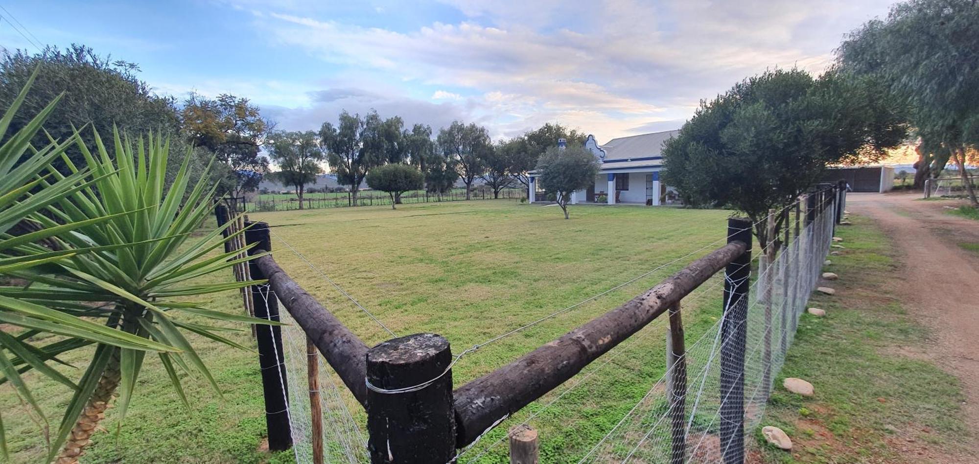 Вілла Karoo Leeu Self Catering Оудсгорн Екстер'єр фото
