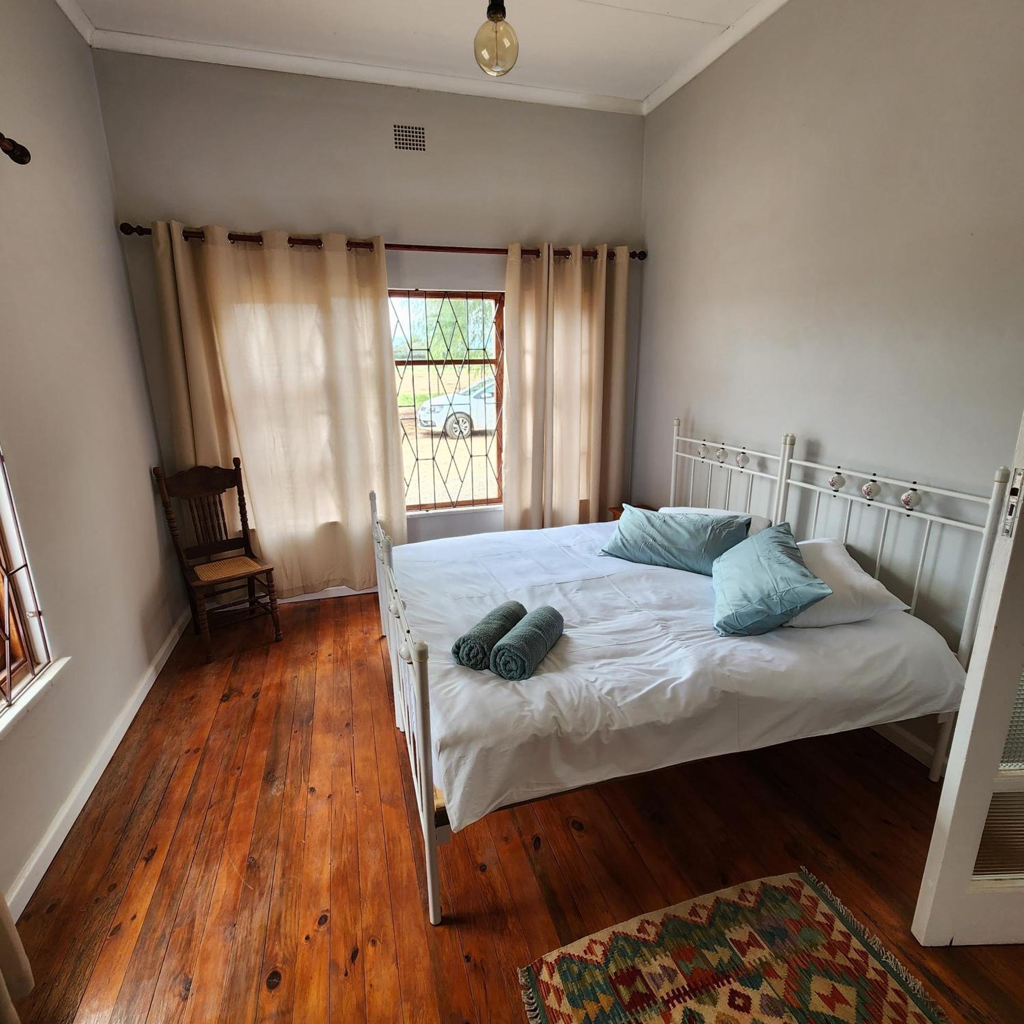 Вілла Karoo Leeu Self Catering Оудсгорн Екстер'єр фото
